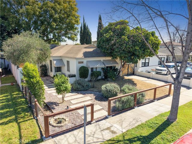1238 N Kenwood, Burbank, CA 91505