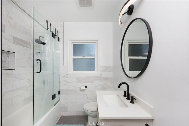 1238 N Kenwood, Burbank, CA 91505