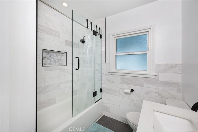 1238 N Kenwood, Burbank, CA 91505