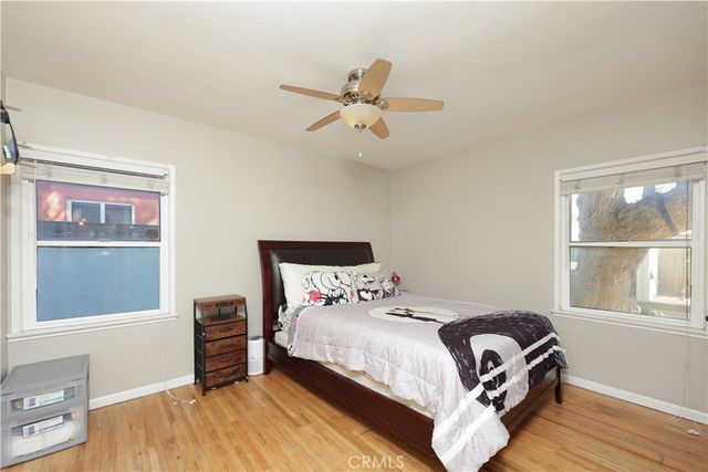 1238 N Kenwood, Burbank, CA 91505