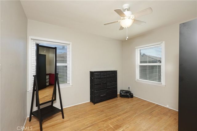 1238 N Kenwood, Burbank, CA 91505