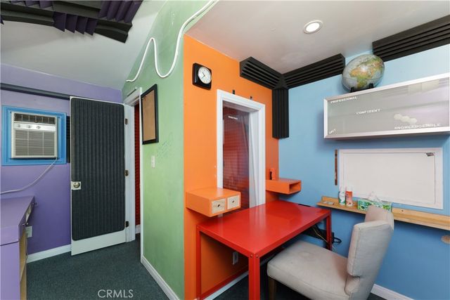 1238 N Kenwood, Burbank, CA 91505