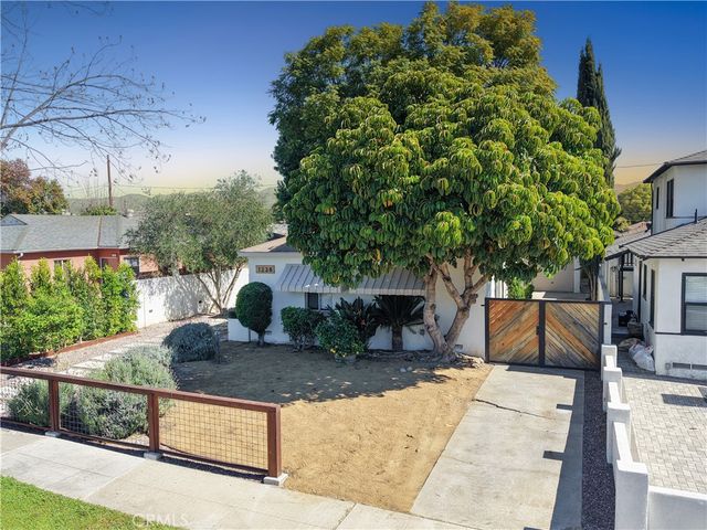1238 N Kenwood, Burbank, CA 91505