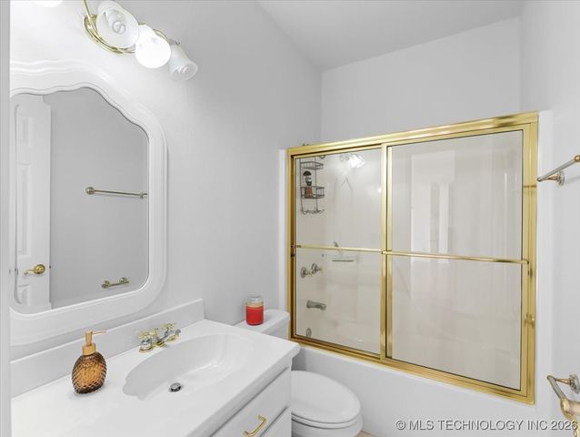 100 Winters Way, Poteau, OK 74953