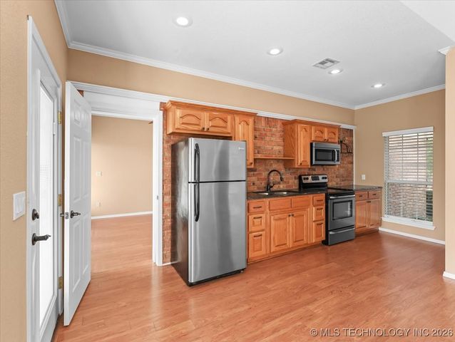 100 Winters Way, Poteau, OK 74953