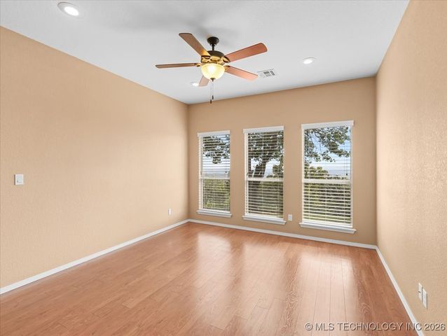 100 Winters Way, Poteau, OK 74953