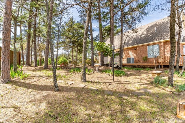 100 Winters Way, Poteau, OK 74953