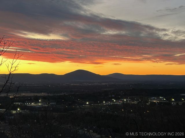 100 Winters Way, Poteau, OK 74953