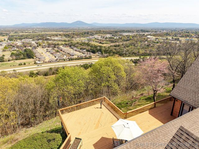 100 Winters Way, Poteau, OK 74953