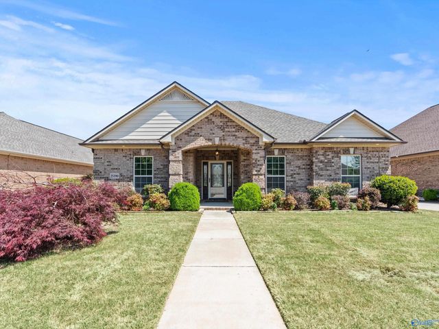 25390 Castlebury Drive, Athens, AL 35613