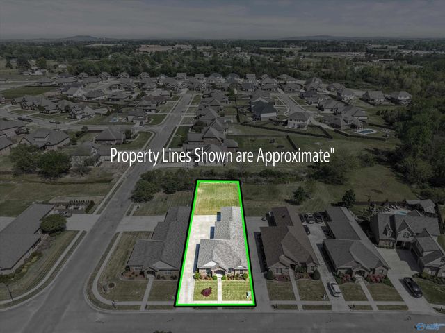 25390 Castlebury Drive, Athens, AL 35613