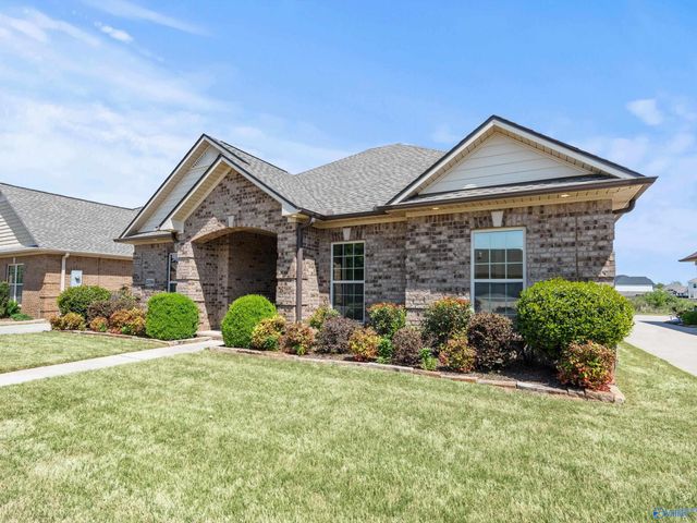 25390 Castlebury Drive, Athens, AL 35613