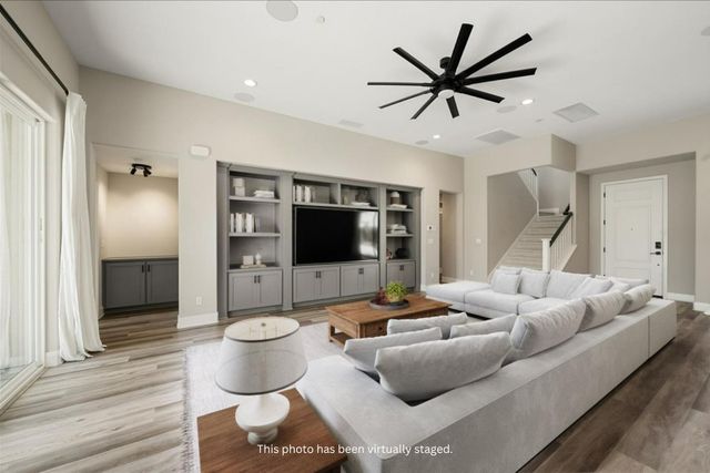 724 Salters Ct, Roseville, CA 95747