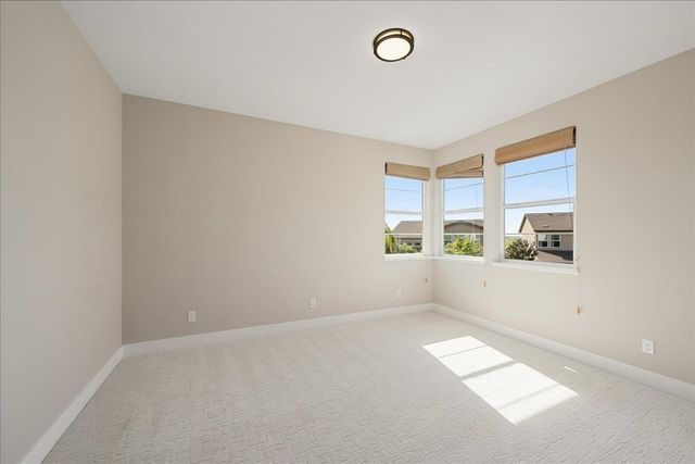 724 Salters Ct, Roseville, CA 95747