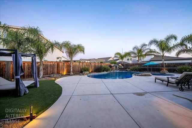 724 Salters Ct, Roseville, CA 95747