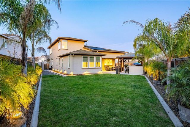 724 Salters Ct, Roseville, CA 95747