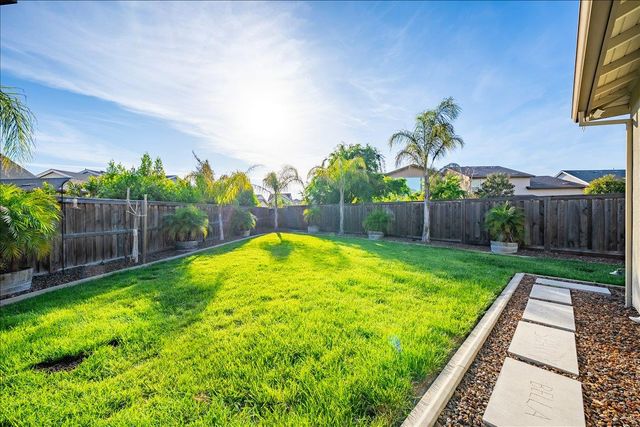 724 Salters Ct, Roseville, CA 95747