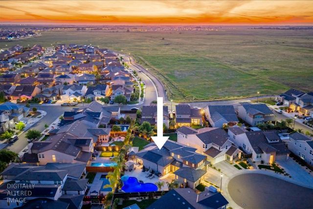 724 Salters Ct, Roseville, CA 95747