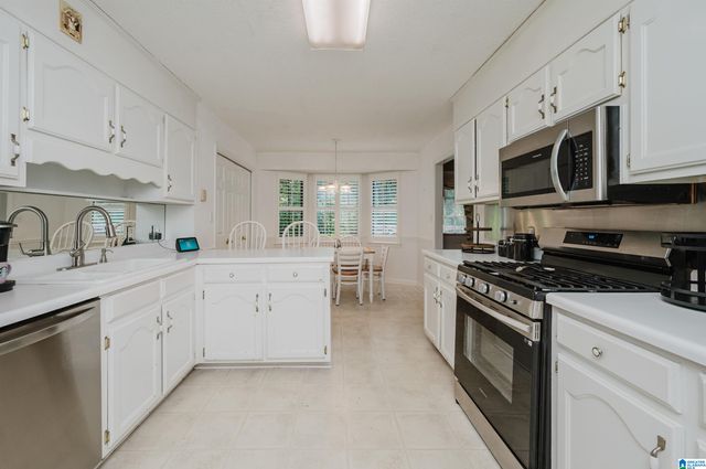 1413 13TH AVENUE, Pleasant Grove, AL 35127