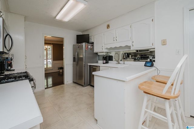 1413 13TH AVENUE, Pleasant Grove, AL 35127