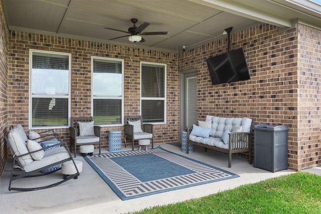 13709 Gaff Rig Drive, Texas City, TX 77510