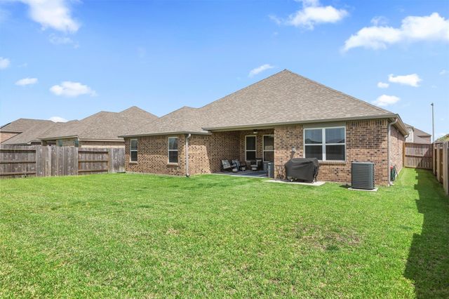 13709 Gaff Rig Drive, Texas City, TX 77510