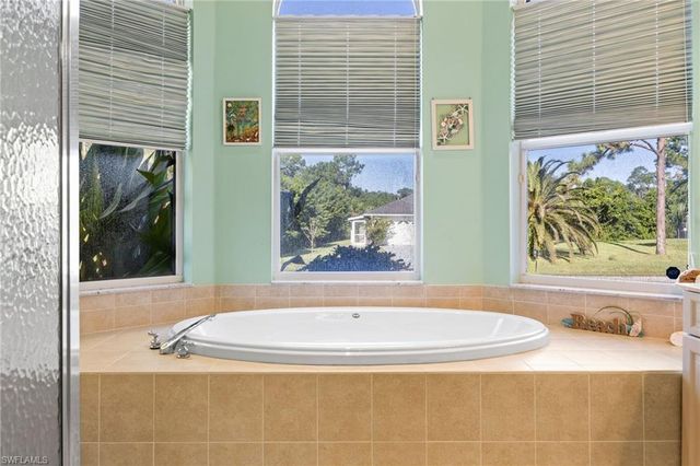 812 McArthur AVE, Lehigh Acres, FL 33936