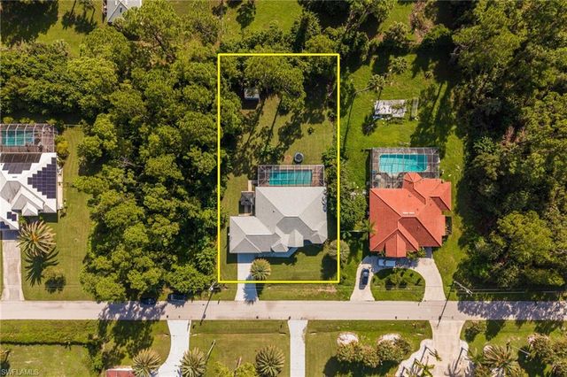 812 McArthur AVE, Lehigh Acres, FL 33936