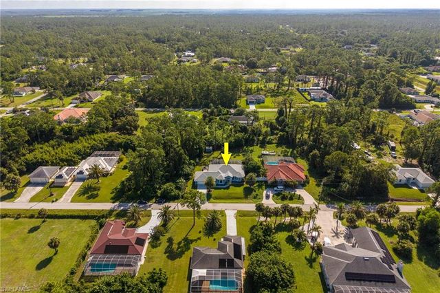 812 McArthur AVE, Lehigh Acres, FL 33936