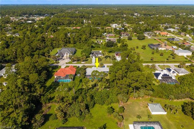 812 McArthur AVE, Lehigh Acres, FL 33936