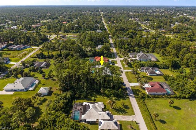 812 McArthur AVE, Lehigh Acres, FL 33936