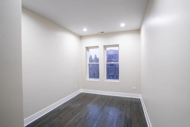 7948 S Evans Avenue 2F, Chicago, IL 60619