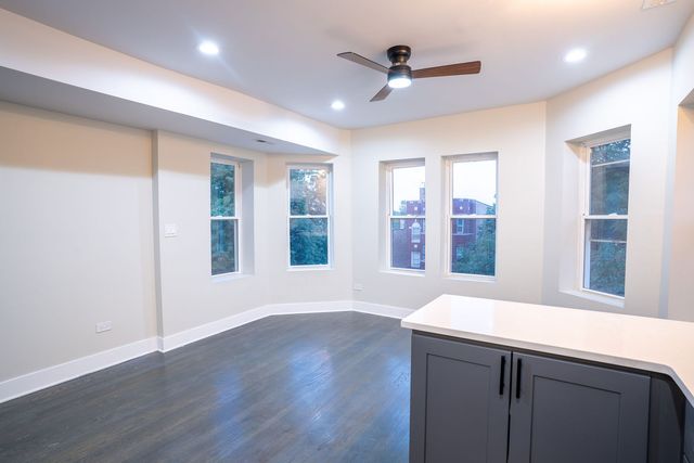 7948 S Evans Avenue 2F, Chicago, IL 60619