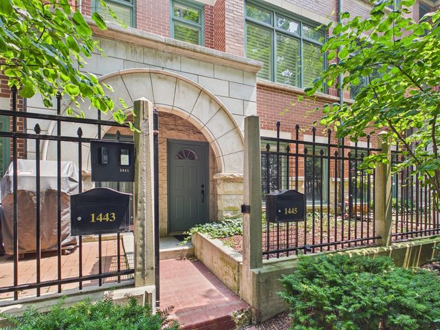 1445 S Indiana Avenue, Chicago, IL 60605