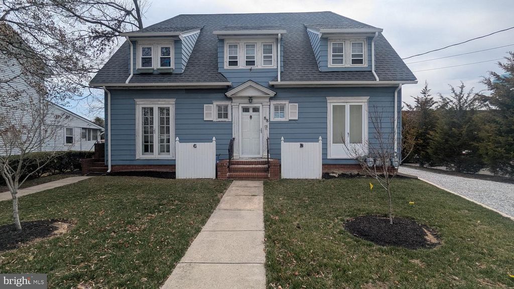 88 CHESTNUT STREET, Elmer, NJ 08318