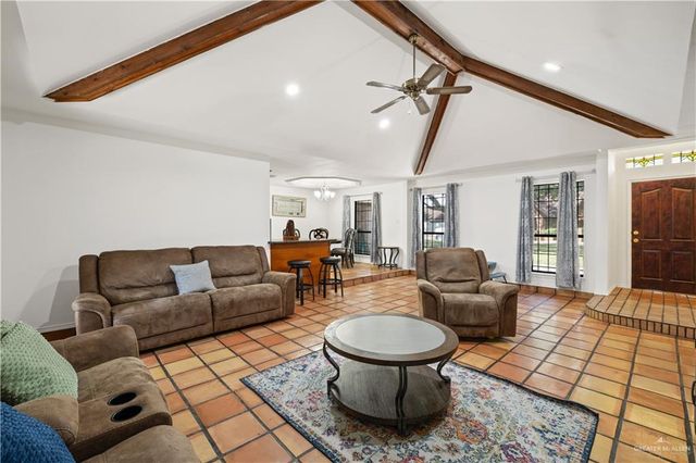 4901 Selinda Drive, Mcallen, TX 78504