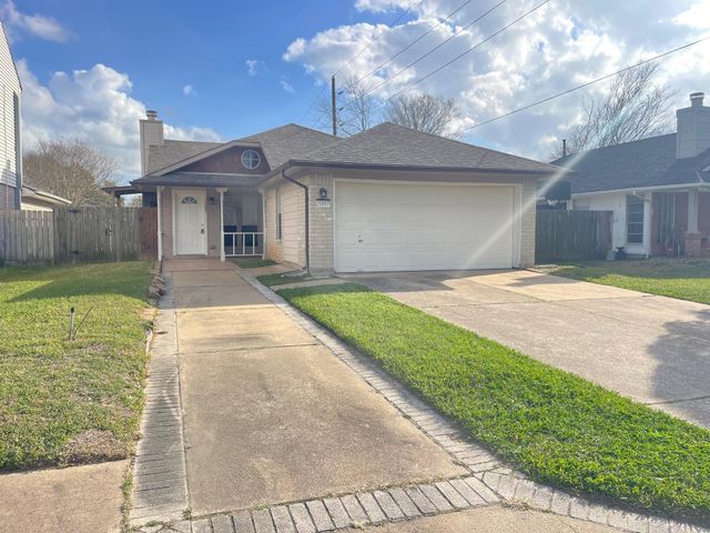 15807 Beechnut Street, Houston, TX 77083