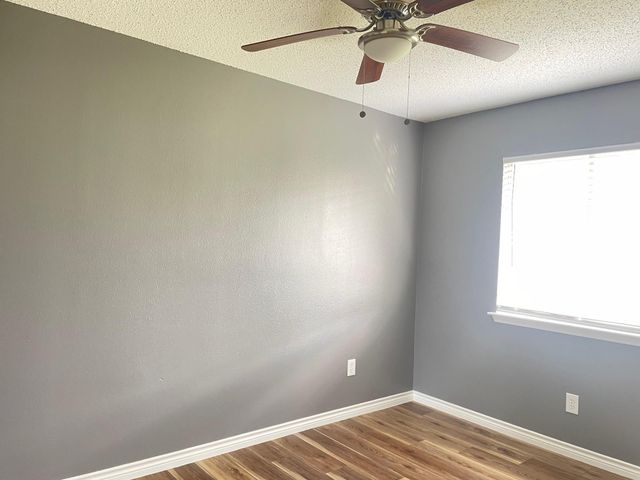 15807 Beechnut Street, Houston, TX 77083