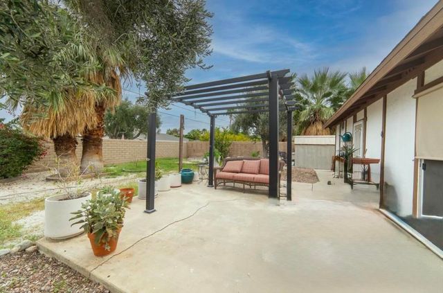 2930 N Bahada Road, Palm Springs, CA 92262
