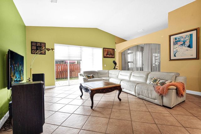 14520 SW 37th Street, Miramar, FL 33027