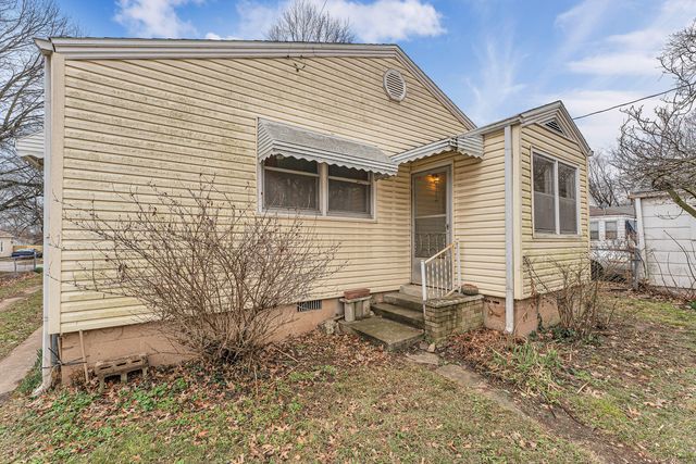 1639 W Atlantic Street, Springfield, MO 65803