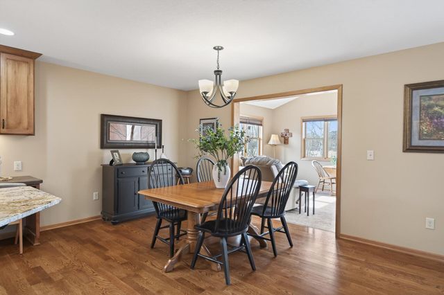 2675 Davis Street S, Cambridge, MN 55008