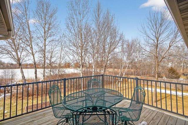 2675 Davis Street S, Cambridge, MN 55008