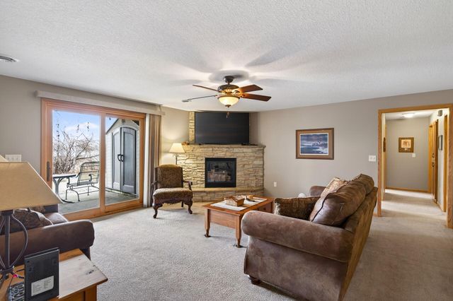 2675 Davis Street S, Cambridge, MN 55008