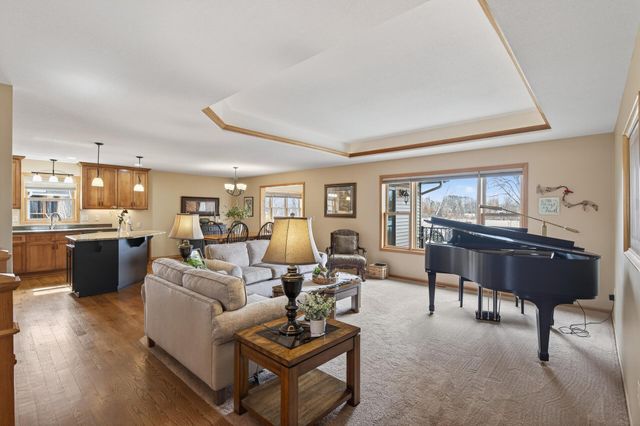 2675 Davis Street S, Cambridge, MN 55008