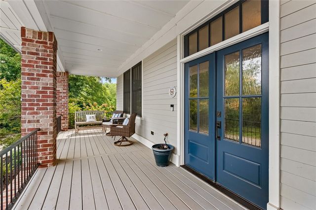 1850 N Clifton Avenue, Fayetteville, AR 72701