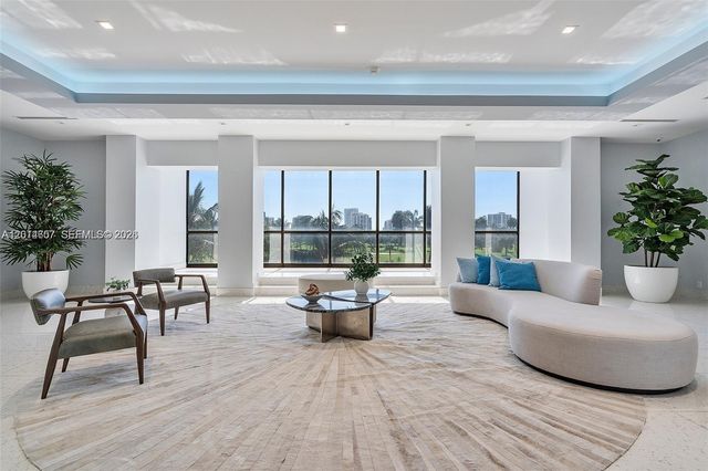 20335 W Country Club Dr 1608, Aventura, FL 33180