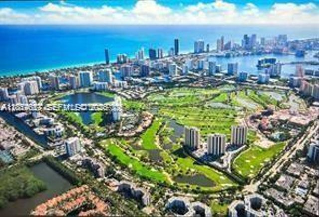 20335 W Country Club Dr 1608, Aventura, FL 33180