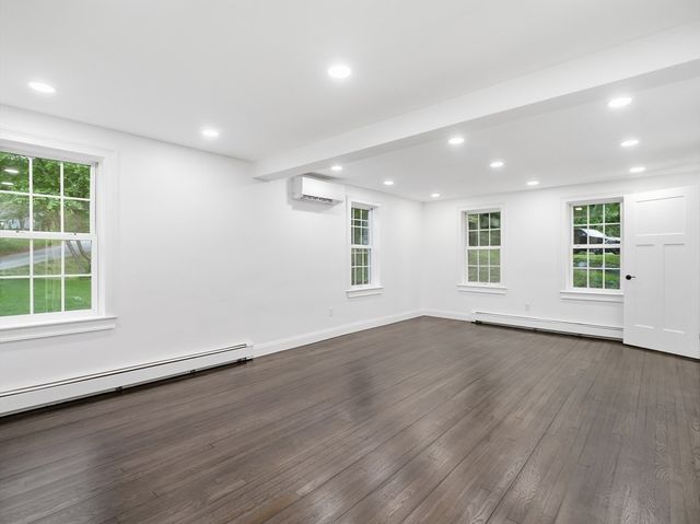 1126 Plymouth St, East Bridgewater, MA 02333