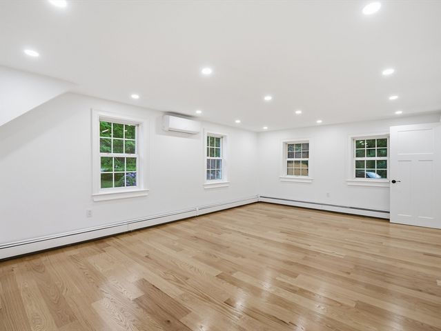 1126 Plymouth St, East Bridgewater, MA 02333